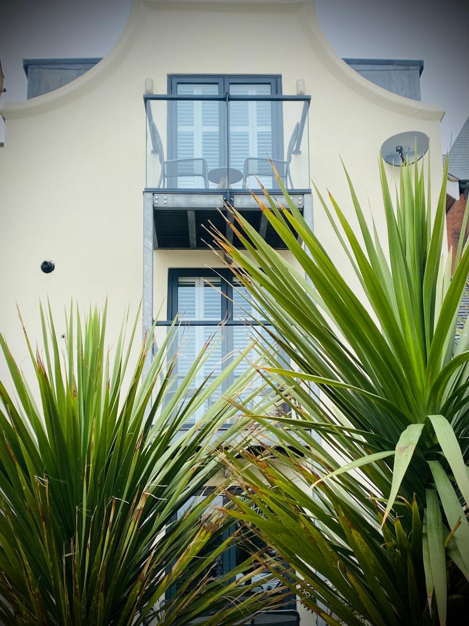 ウィットビー Retro Retreat, Sea View, Free Parking & Ev Plug-Inヴィラ エクステリア 写真